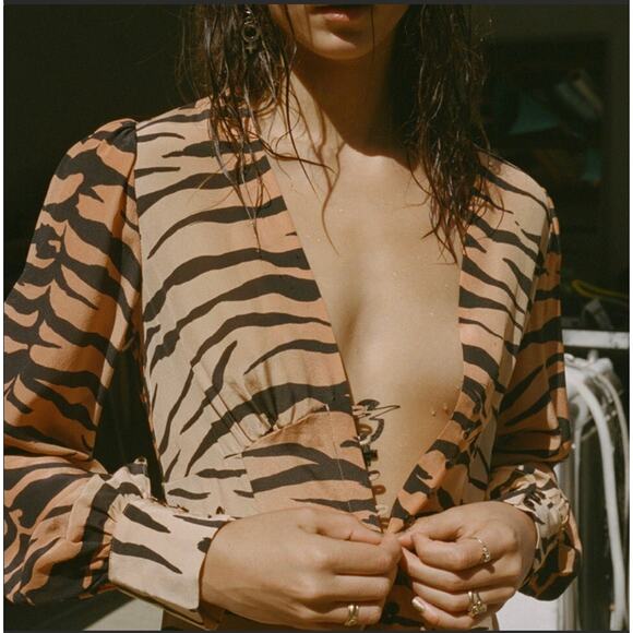 Realisation Vivienne Midi Dress Tiger Small New Silk Womens Small - Picture 2 of 16